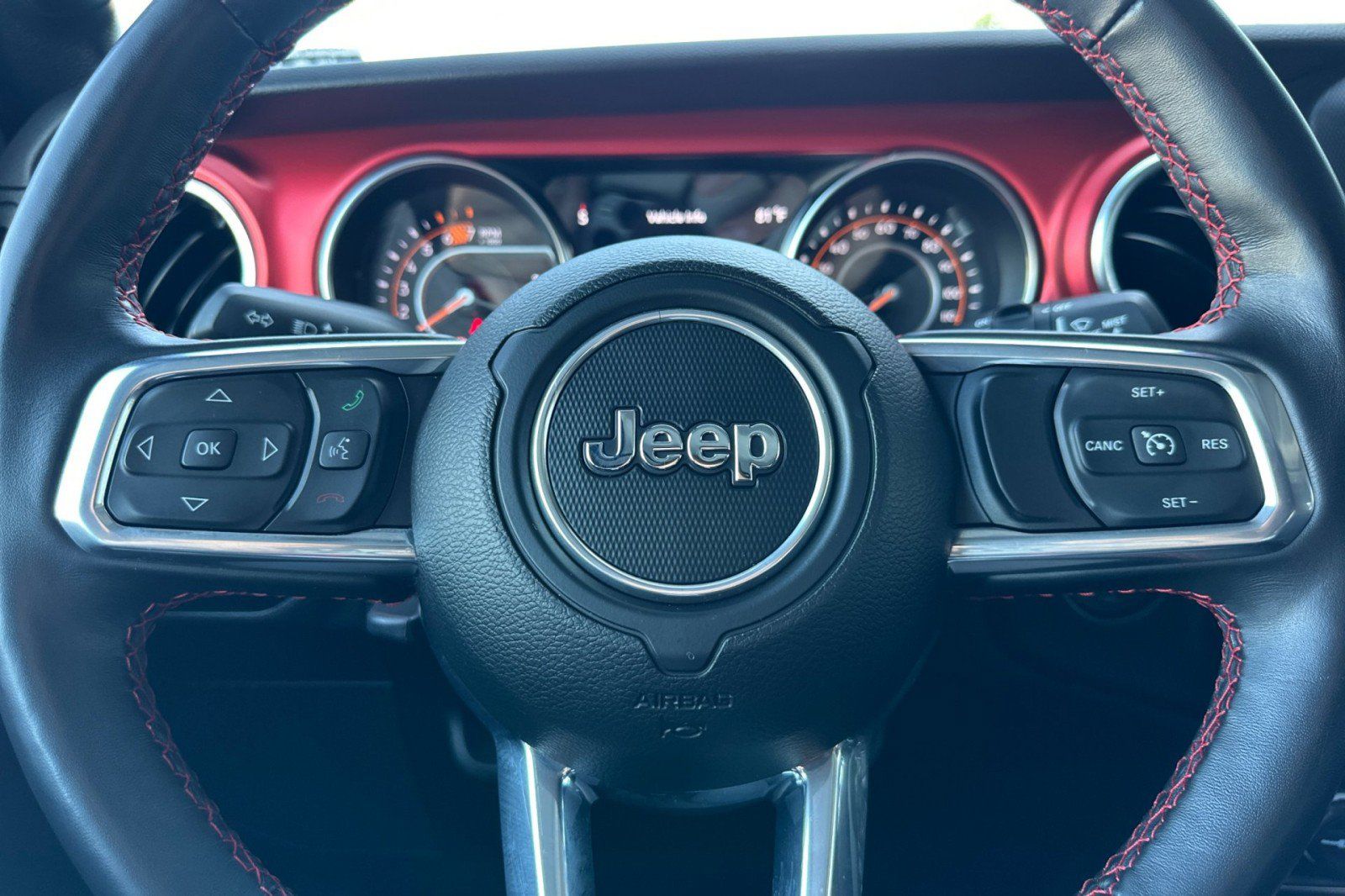Used 2023 Jeep Wrangler Unlimited Rubicon w/ Xtreme 35 Tire Package AWD/4WD image 24