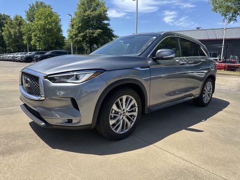 Used 2023 INFINITI QX50 Luxe FWD image 1