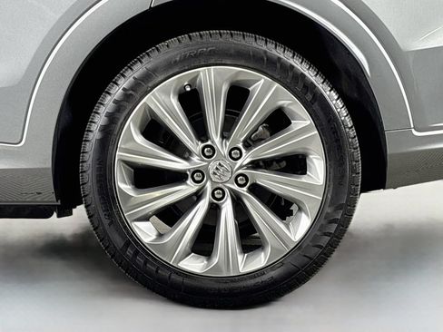 Certified 2024 Buick Envista Avenir FWD image 35