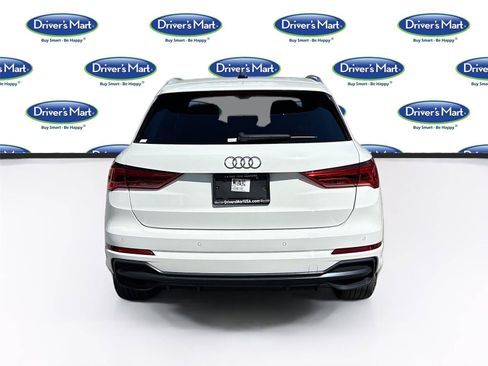 Used 2020 Audi Q3 2.0T Premium w/ Convenience Package AWD/4WD image 6