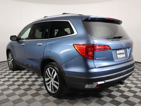 Used 2016 Honda Pilot Touring image 4