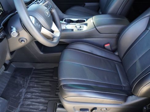 Certified 2024 INFINITI QX60 Luxe w/ Performance Audio Package image 9