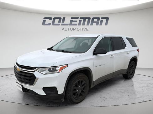 Used 2020 Chevrolet Traverse LS image 1