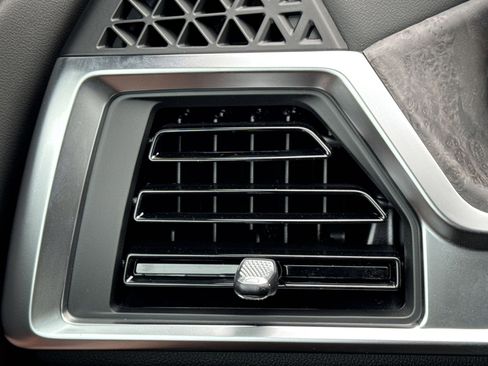 New 2026 BMW X5 xDrive40i w/ Climate Comfort Package image 22