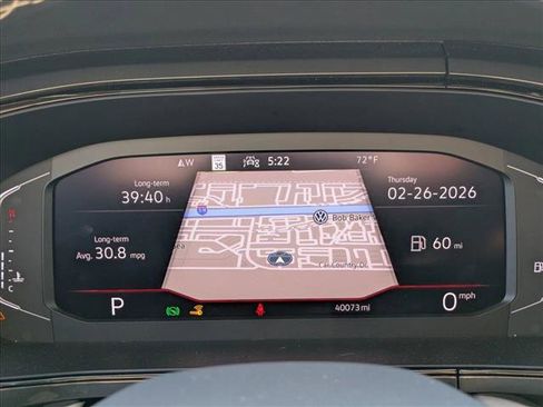 Certified 2022 Volkswagen Taos SEL w/ Panoramic Sunroof Package image 19