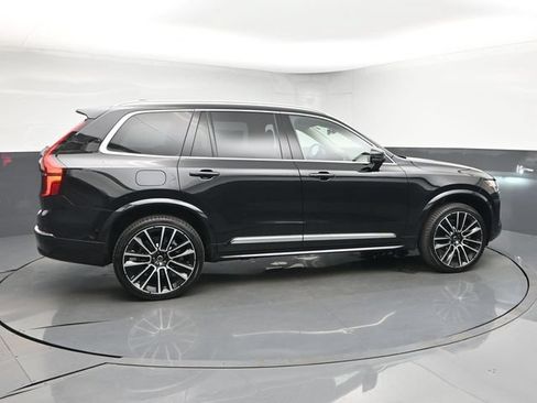 New 2026 Volvo XC90 B6 Plus w/ Protection Package Premier AWD/4WD image 8