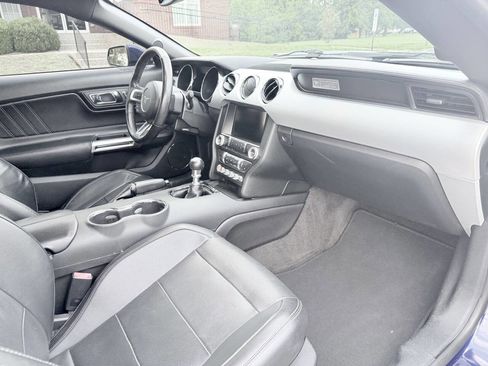 Used 2015 Ford Mustang GT Premium RWD image 16