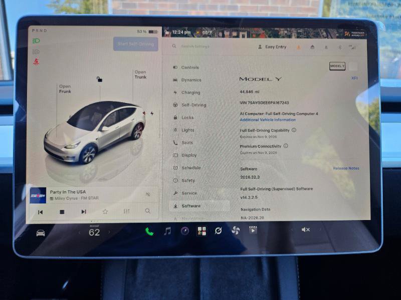 Used 2023 Tesla Model Y AWD image 2