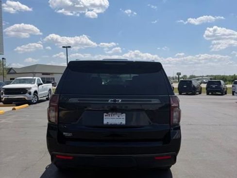 Used 2021 Chevrolet Tahoe Z71 w/ Z71 Signature Package AWD/4WD image 7