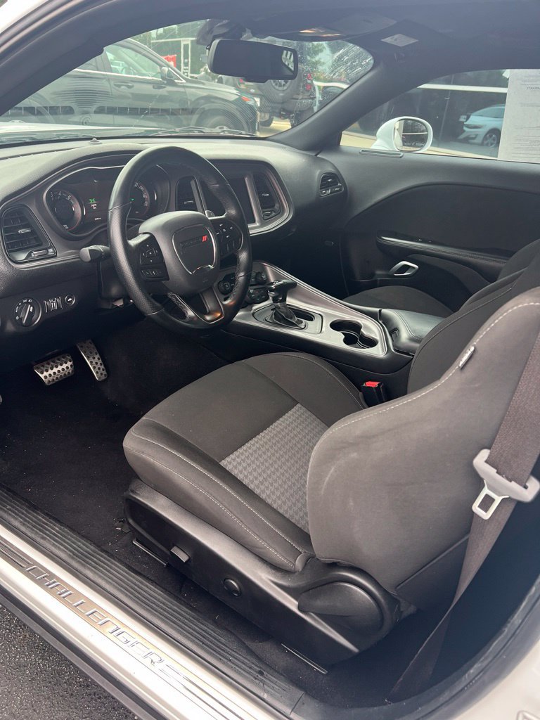 Used 2023 Dodge Challenger R/T w/ Blacktop Package RWD image 9