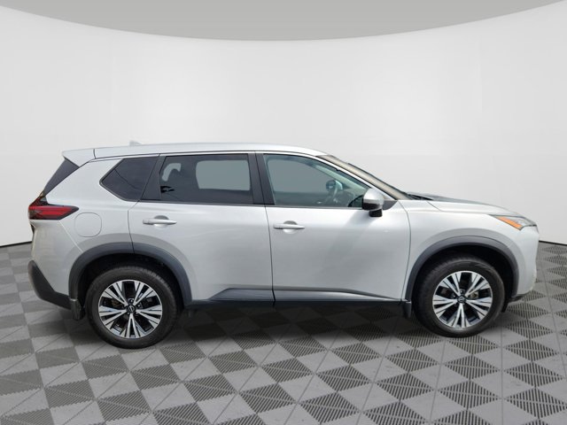 Certified 2022 Nissan Rogue SV AWD/4WD image 6