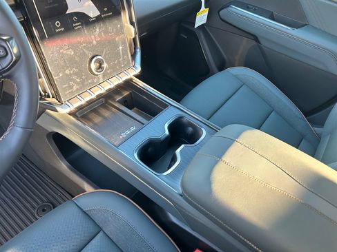 New 2026 GMC Acadia AT4 w/ Luxury Package image 20