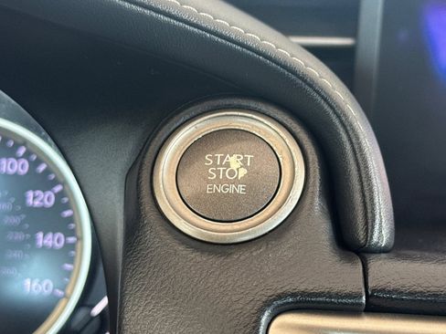 Used 2016 Lexus IS 200t RWD image 18