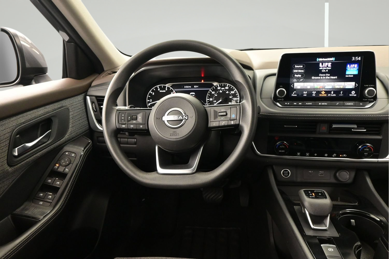 Certified 2023 Nissan Rogue SV FWD image 12