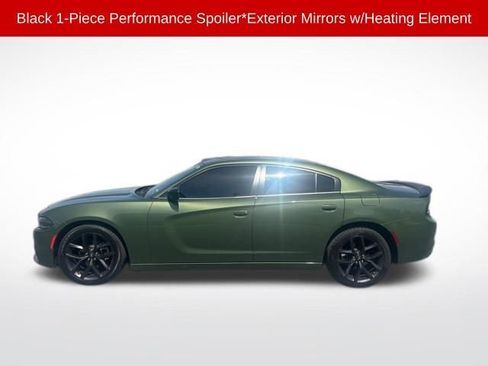 Used 2022 Dodge Charger SXT w/ Blacktop Package image 8