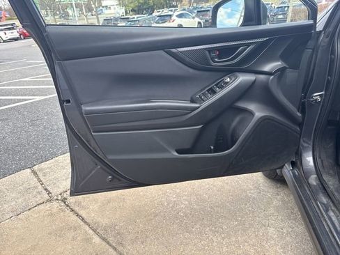 Used 2020 Subaru Crosstrek 2.0i Premium w/ Popular Package #4 image 7