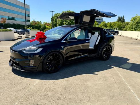 Used 2019 Tesla Model X 100D AWD/4WD image 19