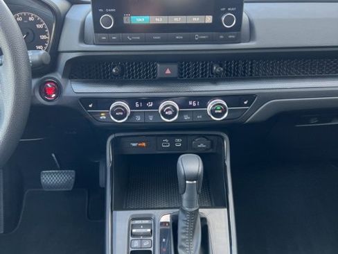 Used 2025 Honda CR-V EX image 18