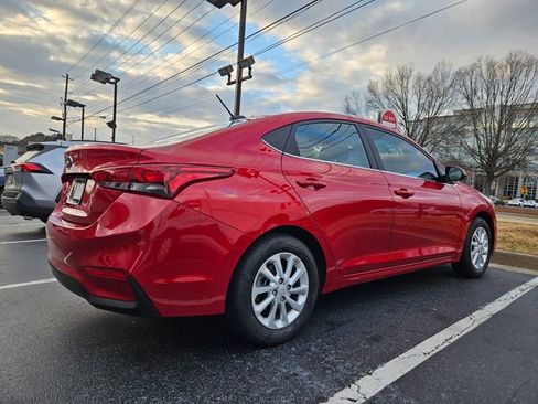 Certified 2022 Hyundai Accent SEL image 6