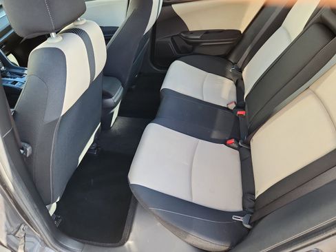 Used 2018 Honda Civic EX image 9
