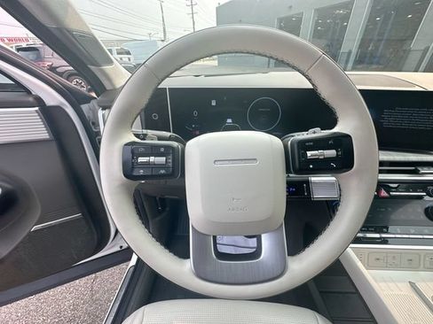 Used 2025 Hyundai Santa Fe Calligraphy AWD/4WD image 16