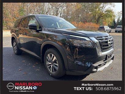 New 2025 Nissan Pathfinder SL