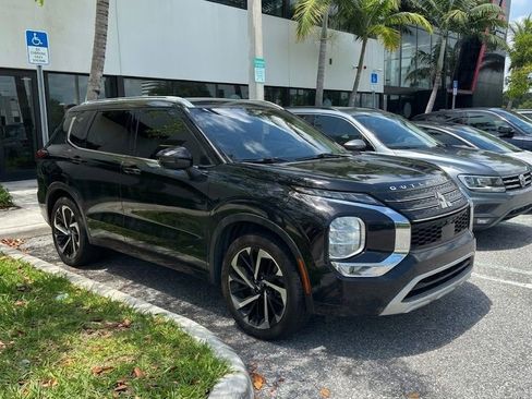 Used 2022 Mitsubishi Outlander SEL FWD image 3