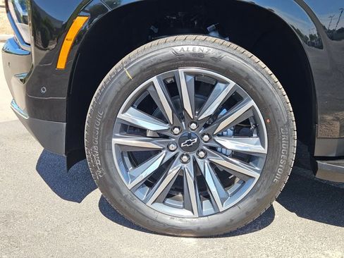 New 2026 Chevrolet Suburban LS w/ LS Custom Edition image 10