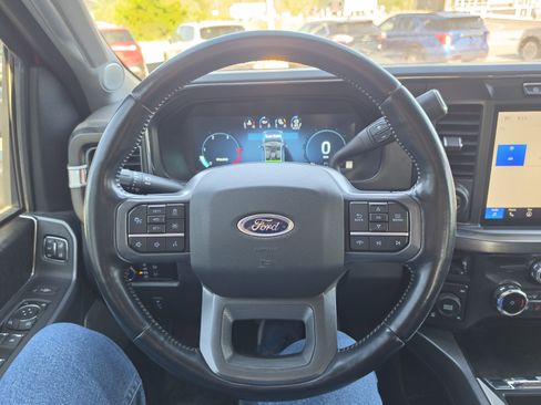 Used 2023 Ford F350 Lariat w/ Lariat Ultimate Package AWD/4WD image 18