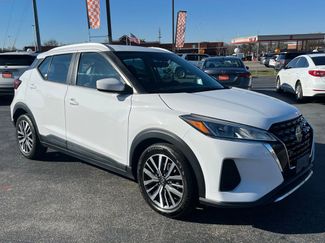 Used 2021 Nissan Kicks SV video 1