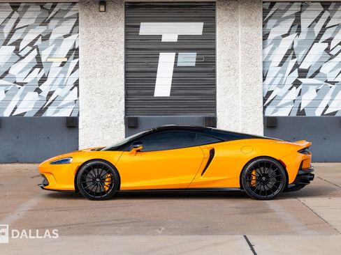 Used 2023 McLaren GT image 7