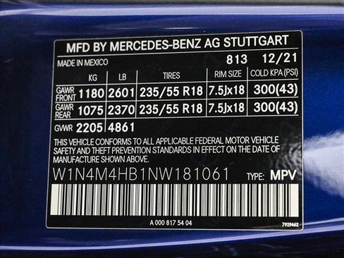 Used 2022 Mercedes-Benz GLB 250 4MATIC w/ Premium Package Lite image 27