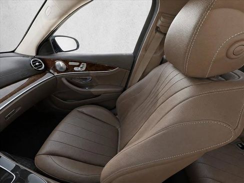 Used 2017 Mercedes-Benz E 300 image 20