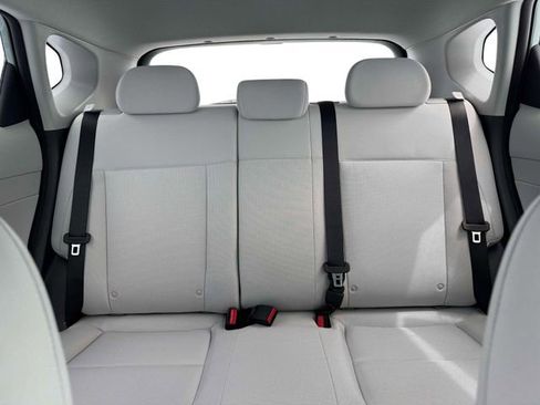 New 2026 Hyundai Kona SE image 16