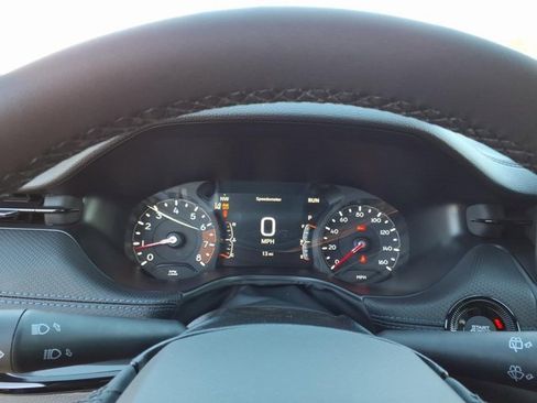 New 2026 Jeep Compass Latitude image 13