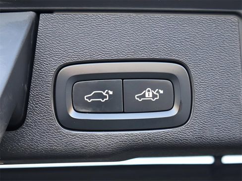 Used 2020 Volvo XC60 T5 Inscription image 18