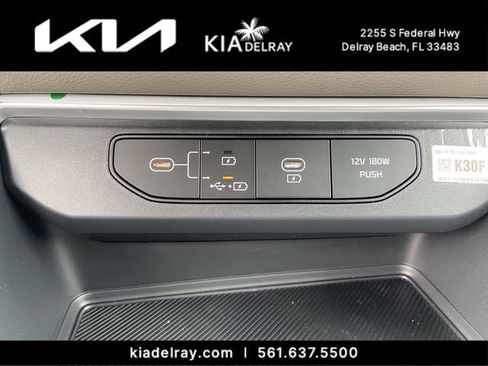 New 2026 Kia Carnival LXS FWD image 25