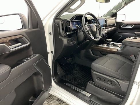 Certified 2025 Chevrolet Silverado 1500 RST image 21