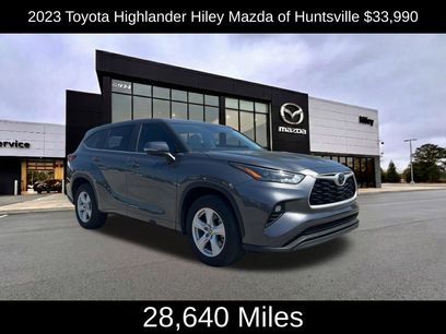Used 2023 Toyota Highlander LE