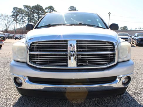Used 2007 Dodge Ram 1500 Truck SLT image 4