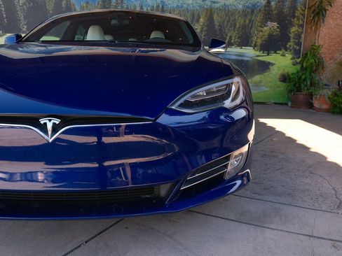 Used 2018 Tesla Model S 75D image 40