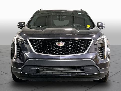 Used 2022 Cadillac XT4 Sport w/ Enhanced Visibility Package FWD image 4