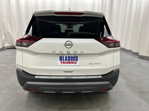 Used 2023 Nissan Rogue SL w/ SL Premium Package AWD/4WD image 32
