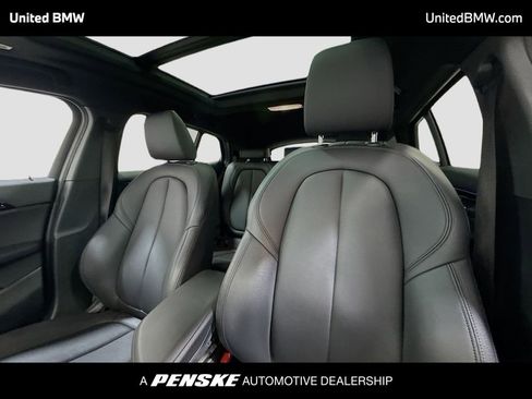 Used 2022 BMW X2 xDrive28i w/ Convenience Package AWD/4WD image 5