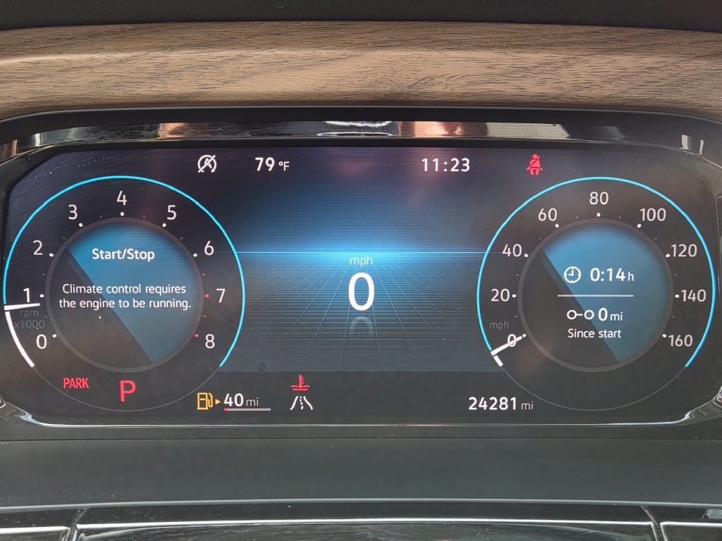 Used 2025 Volkswagen Atlas SE w/ Panoramic Sunroof Package FWD image 29