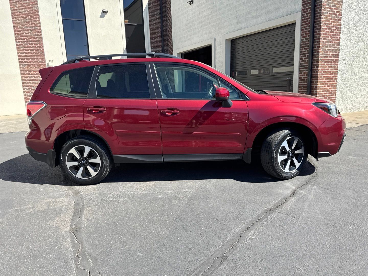 Used 2018 Subaru Forester 2.5i Premium w/ Protection Package #3A AWD/4WD image 9
