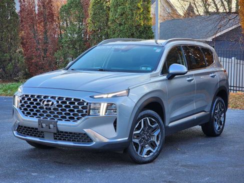 Used 2023 Hyundai Santa Fe SEL Premium image 3