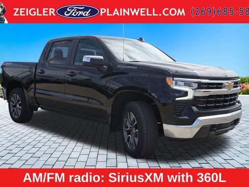 Used 2023 Chevrolet Silverado 1500 LT AWD/4WD image 7