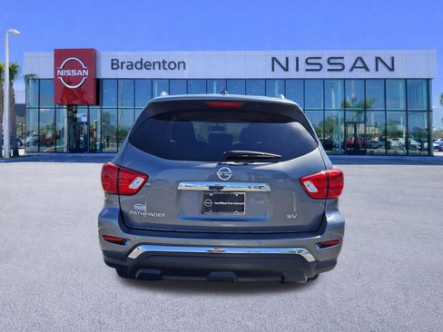 Certified 2020 Nissan Pathfinder SV image 6