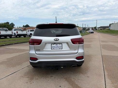 Used 2019 Kia Sorento L FWD image 4